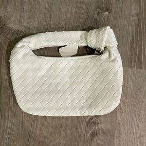 Knotted Woven Woman’s Handbag - White - NWOT